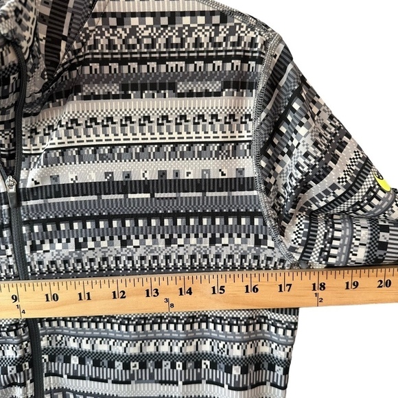 Nike Pro Dri-Fit Aztec Half Zip Pull Over Thumbholes Logo Pullover Women's Sz. L - Picture 9 of 13